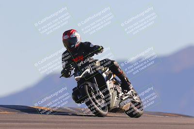 media/Nov-06-2023-Moto Forza (Mon) [[ce023d0744]]/3-Intermediate Group/Session 5 (Turn 9)/